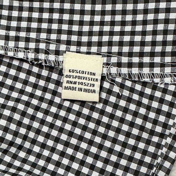 Black and White Checkered Sleeveless Top - Picture 7 of 7